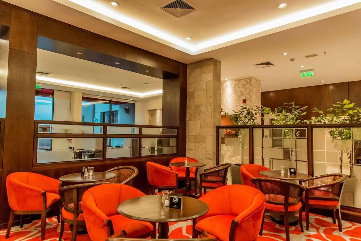 Carnaval Hotel Casino Encarnación Kültér fotó The lounge at the airport